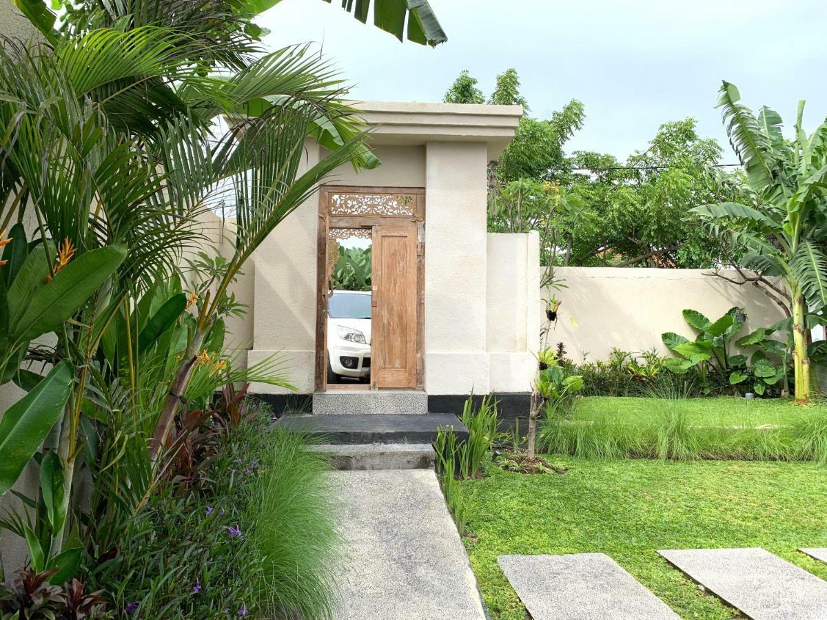 Villa Orked 1 Seminyak Esterno foto