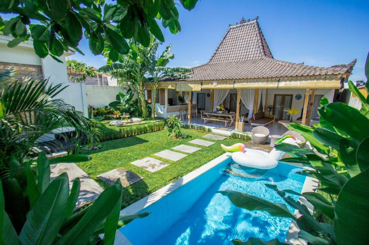 Villa Orked 1 Seminyak Esterno foto